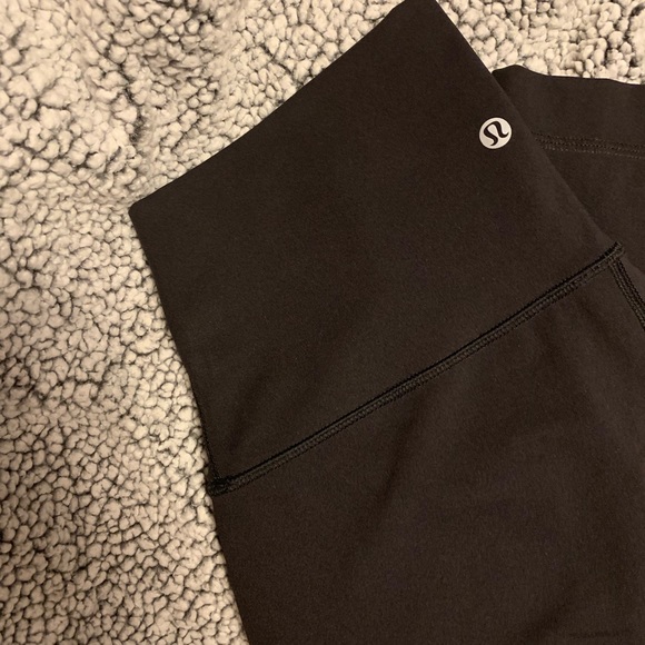Lululemon Super-High Rise - Picture 4 of 7